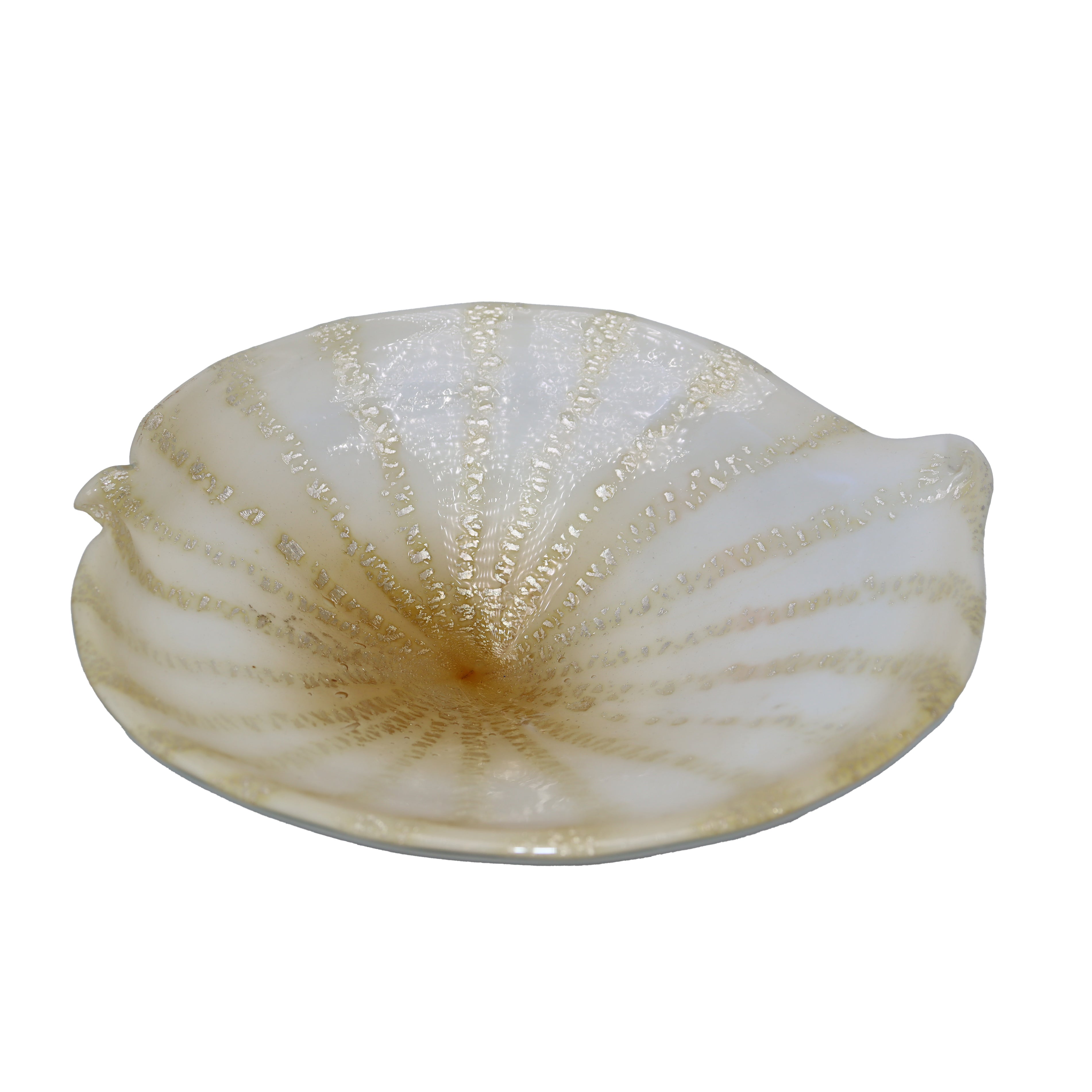 Ivory and Amber Murano bowl with gold inclusions, c. 1950